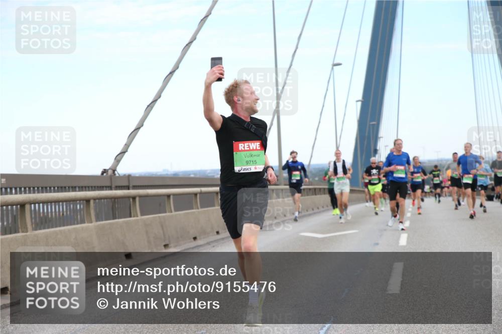 03.10.2025 - Köhlbrandbrückenlauf Jannik Wohlers http://msf.ph/oto/9155476 03.10.2025 15:22:21 Position 1 9715 meine-sportfotos.de