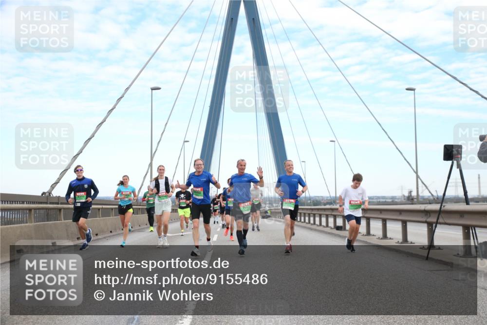 03.10.2025 - Köhlbrandbrückenlauf Jannik Wohlers http://msf.ph/oto/9155486 03.10.2025 15:22:25 Position 1  meine-sportfotos.de
