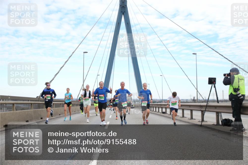 03.10.2025 - Köhlbrandbrückenlauf Jannik Wohlers http://msf.ph/oto/9155488 03.10.2025 15:22:25 Position 1  meine-sportfotos.de
