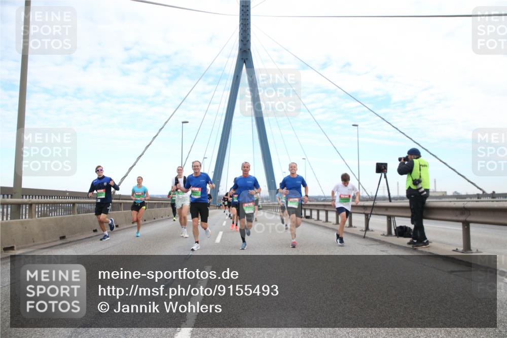 03.10.2025 - Köhlbrandbrückenlauf Jannik Wohlers http://msf.ph/oto/9155493 03.10.2025 15:22:26 Position 1  meine-sportfotos.de
