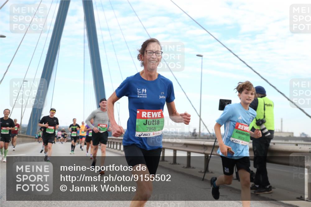 03.10.2025 - Köhlbrandbrückenlauf Jannik Wohlers http://msf.ph/oto/9155502 03.10.2025 15:22:28 Position 1 7968, 9023 meine-sportfotos.de