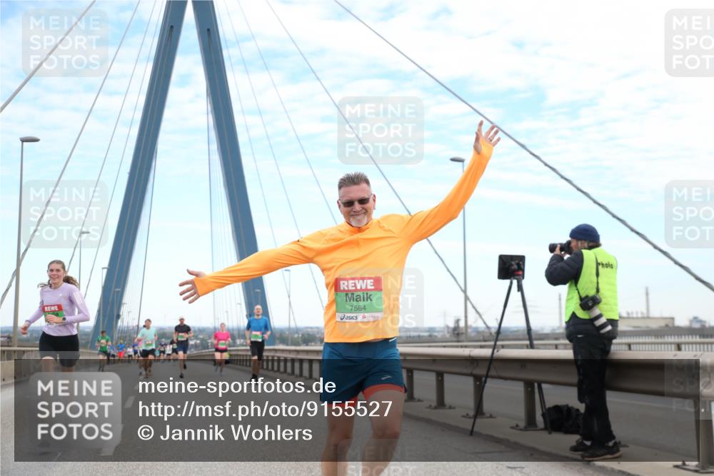 03.10.2025 - Köhlbrandbrückenlauf Jannik Wohlers http://msf.ph/oto/9155527 03.10.2025 15:22:34 Position 1 7584 meine-sportfotos.de