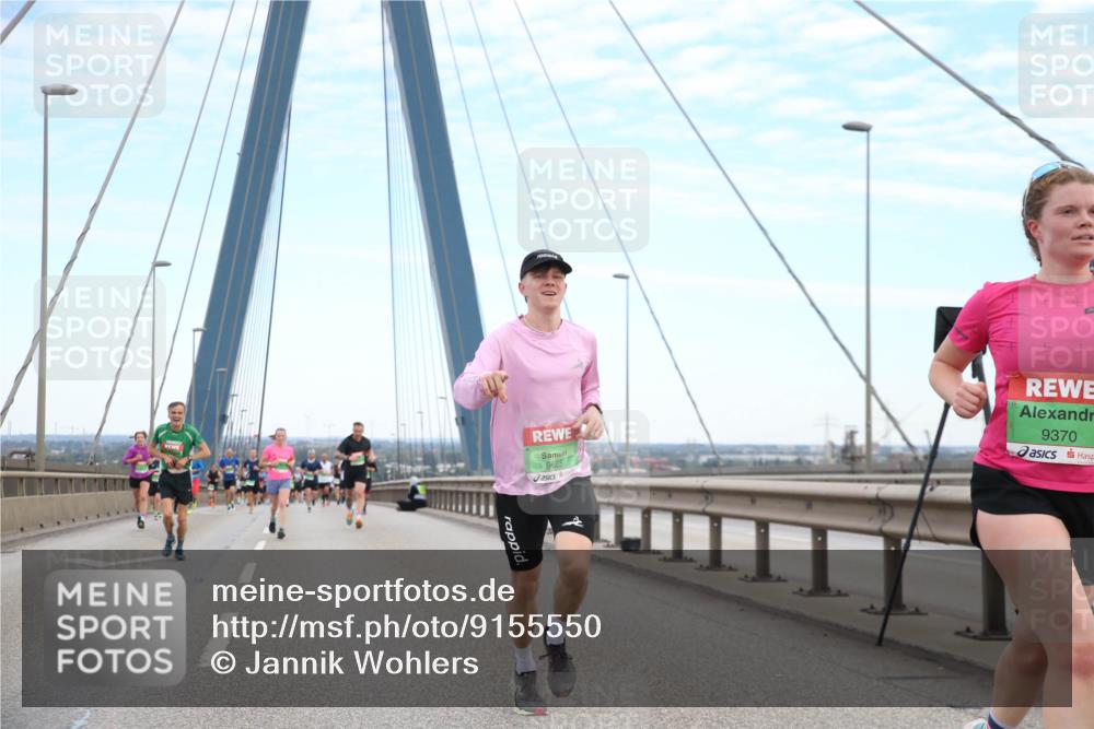 03.10.2025 - Köhlbrandbrückenlauf Jannik Wohlers http://msf.ph/oto/9155550 03.10.2025 15:22:41 Position 1 9665, 9370 meine-sportfotos.de