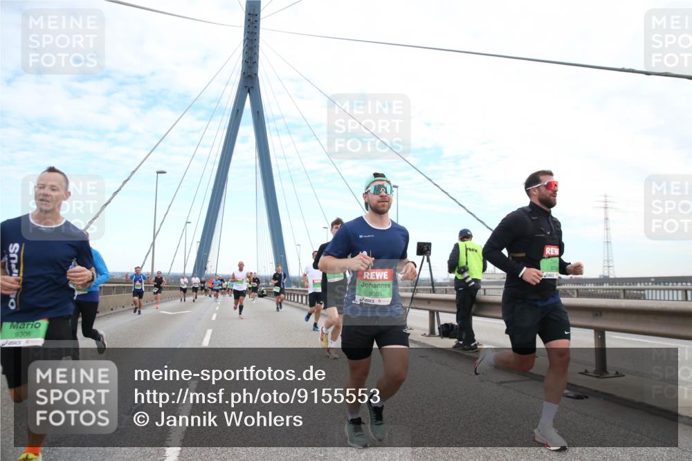 03.10.2025 - Köhlbrandbrückenlauf Jannik Wohlers http://msf.ph/oto/9155553 03.10.2025 15:22:54 Position 1 9306, 9305 meine-sportfotos.de