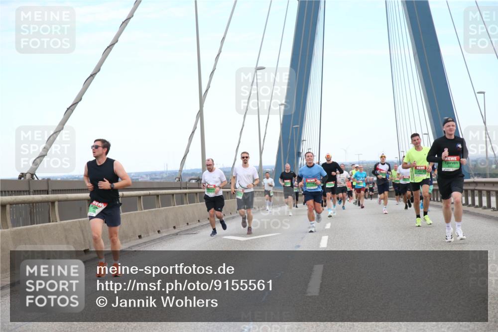 03.10.2025 - Köhlbrandbrückenlauf Jannik Wohlers http://msf.ph/oto/9155561 03.10.2025 15:22:58 Position 1 9101 meine-sportfotos.de