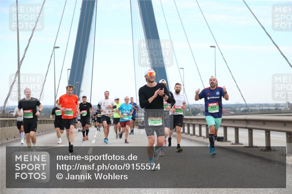 03.10.2025 - Köhlbrandbrückenlauf Jannik Wohlers http://msf.ph/oto/9155574 03.10.2025 15:23:03 Position 1 7094 meine-sportfotos.de