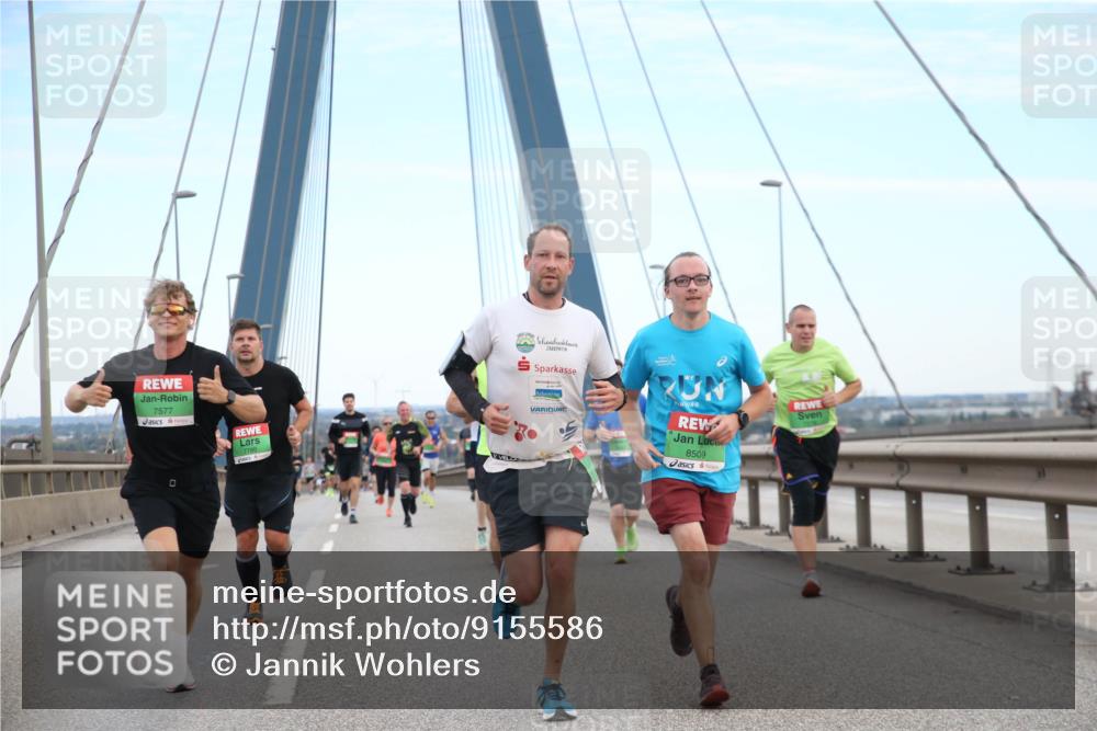 03.10.2025 - Köhlbrandbrückenlauf Jannik Wohlers http://msf.ph/oto/9155586 03.10.2025 15:23:07 Position 1 7577, 7780, 8509 meine-sportfotos.de