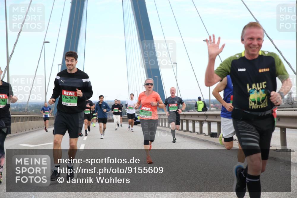 03.10.2025 - Köhlbrandbrückenlauf Jannik Wohlers http://msf.ph/oto/9155609 03.10.2025 15:23:13 Position 1 0, 9569, 7266 meine-sportfotos.de