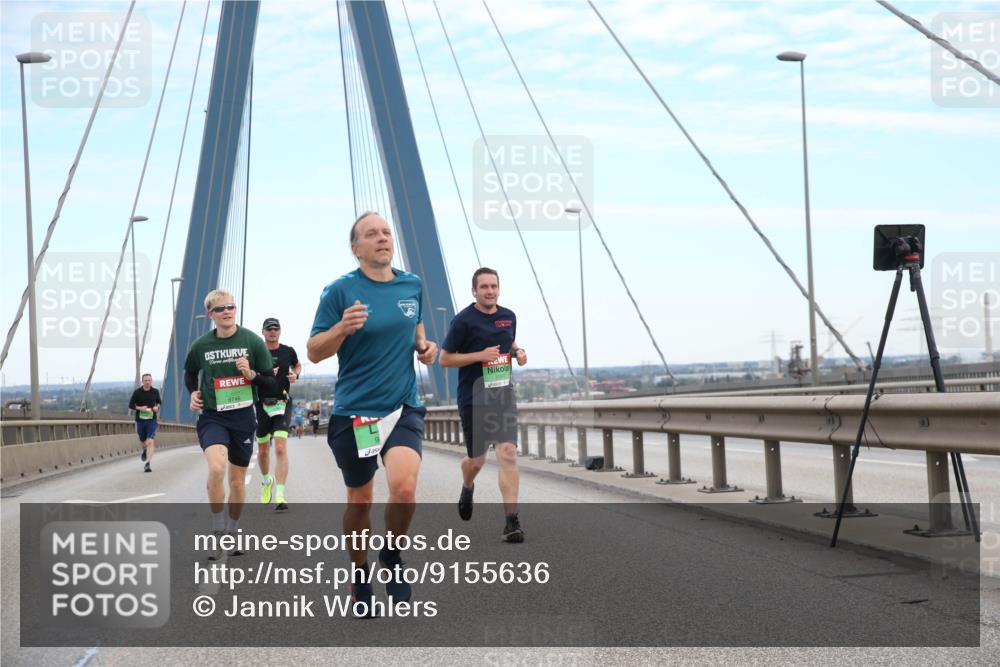 03.10.2025 - Köhlbrandbrückenlauf Jannik Wohlers http://msf.ph/oto/9155636 03.10.2025 15:23:22 Position 1 9746 meine-sportfotos.de