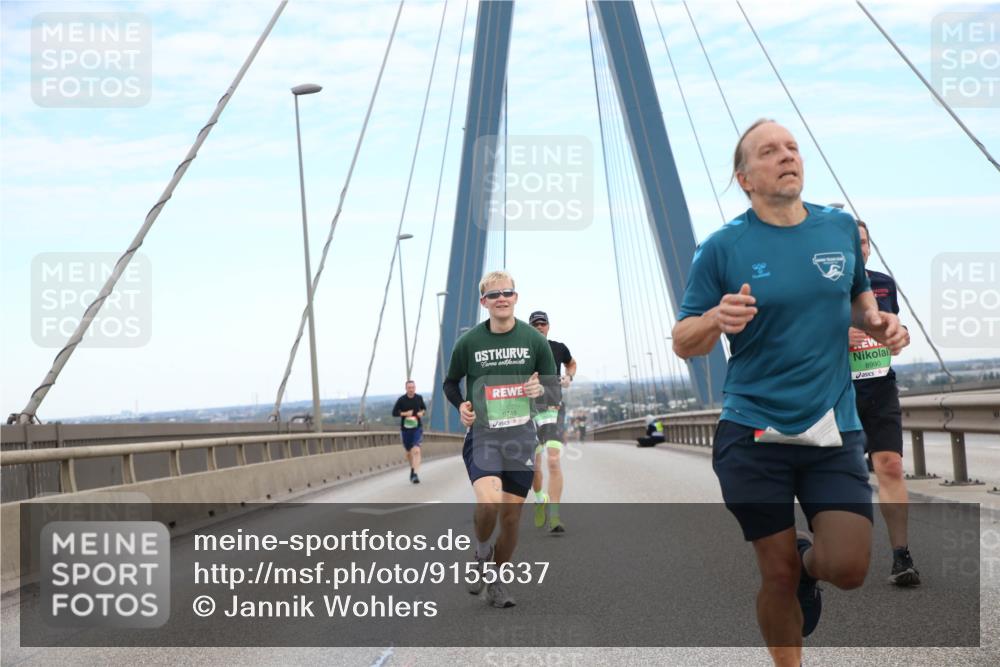 03.10.2025 - Köhlbrandbrückenlauf Jannik Wohlers http://msf.ph/oto/9155637 03.10.2025 15:23:23 Position 1 9746, 8990 meine-sportfotos.de