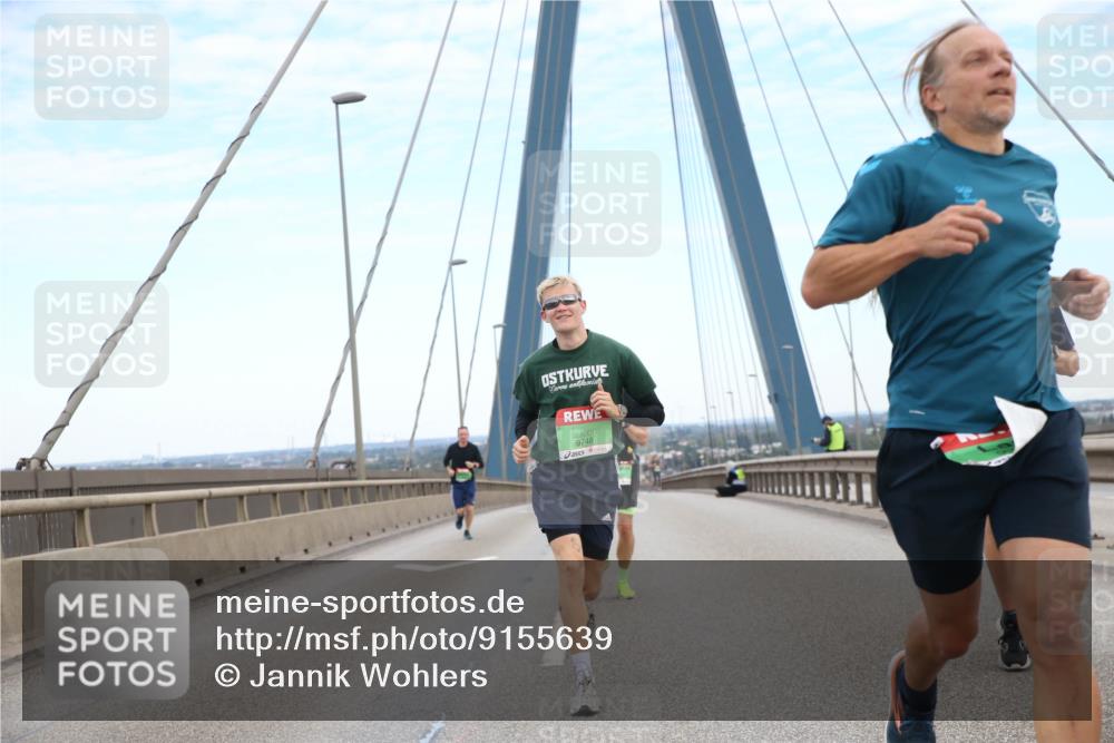 03.10.2025 - Köhlbrandbrückenlauf Jannik Wohlers http://msf.ph/oto/9155639 03.10.2025 15:23:23 Position 1 9746 meine-sportfotos.de