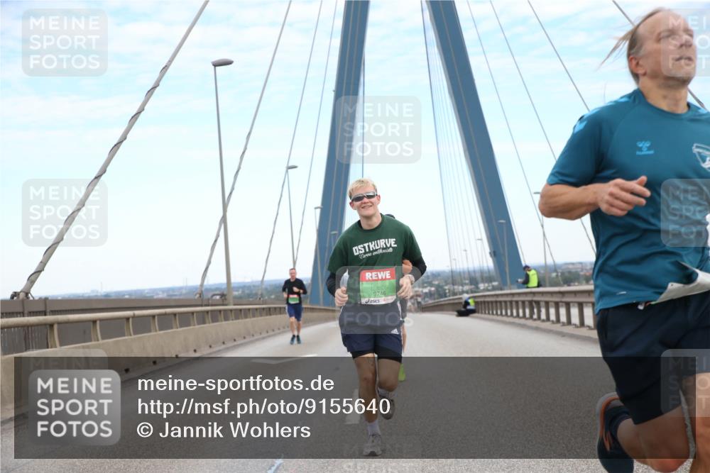 03.10.2025 - Köhlbrandbrückenlauf Jannik Wohlers http://msf.ph/oto/9155640 03.10.2025 15:23:23 Position 1 9746 meine-sportfotos.de