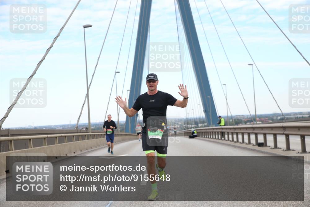 03.10.2025 - Köhlbrandbrückenlauf Jannik Wohlers http://msf.ph/oto/9155648 03.10.2025 15:23:25 Position 1 7299 meine-sportfotos.de