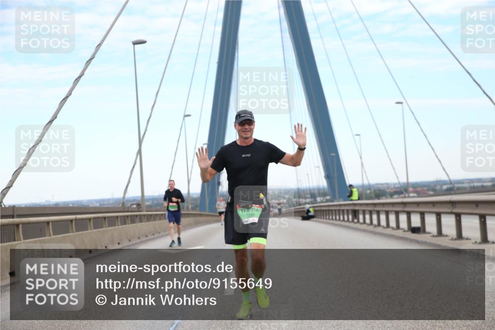 03.10.2025 - Köhlbrandbrückenlauf Jannik Wohlers http://msf.ph/oto/9155649 03.10.2025 15:23:25 Position 1 7299 meine-sportfotos.de