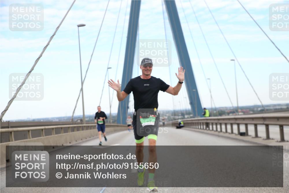 03.10.2025 - Köhlbrandbrückenlauf Jannik Wohlers http://msf.ph/oto/9155650 03.10.2025 15:23:25 Position 1  meine-sportfotos.de