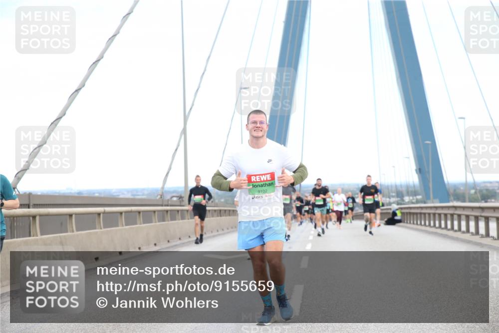03.10.2025 - Köhlbrandbrückenlauf Jannik Wohlers http://msf.ph/oto/9155659 03.10.2025 15:25:31 Position 1 9102 meine-sportfotos.de