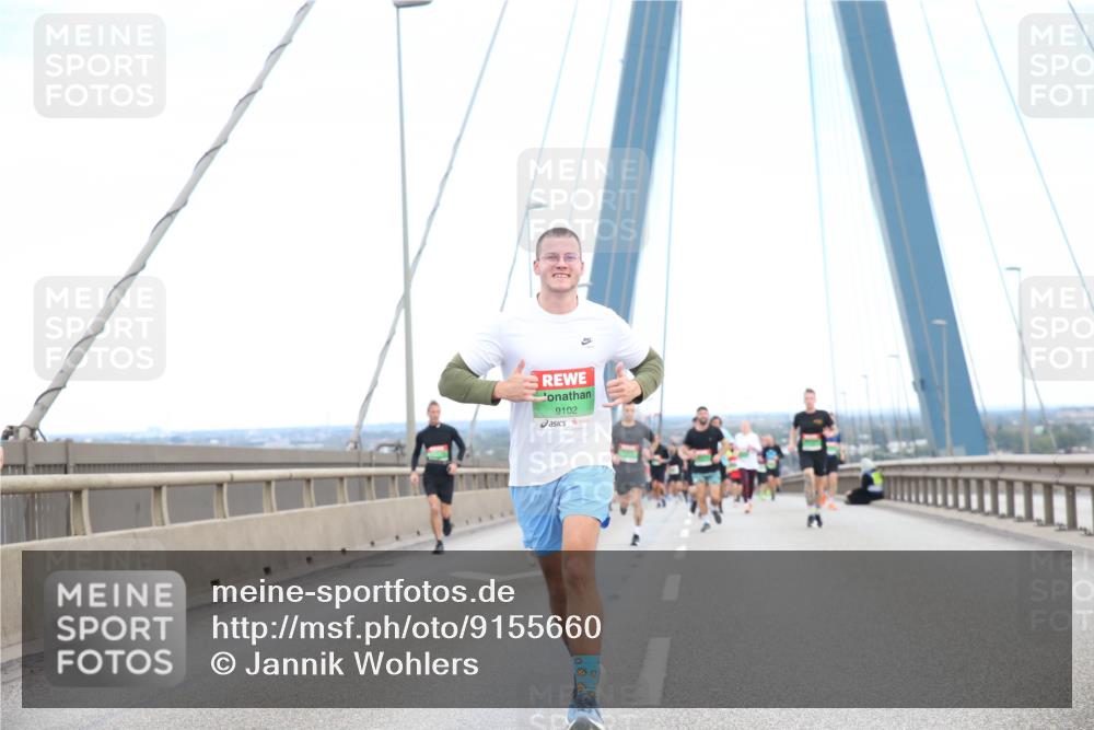 03.10.2025 - Köhlbrandbrückenlauf Jannik Wohlers http://msf.ph/oto/9155660 03.10.2025 15:25:31 Position 1 9102 meine-sportfotos.de