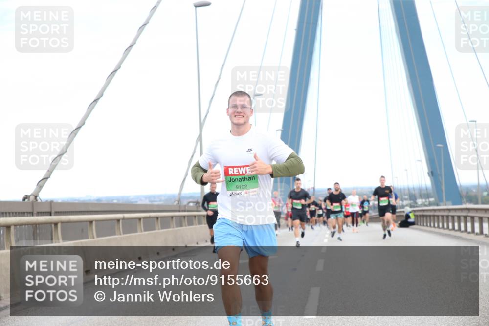 03.10.2025 - Köhlbrandbrückenlauf Jannik Wohlers http://msf.ph/oto/9155663 03.10.2025 15:25:31 Position 1 9102 meine-sportfotos.de