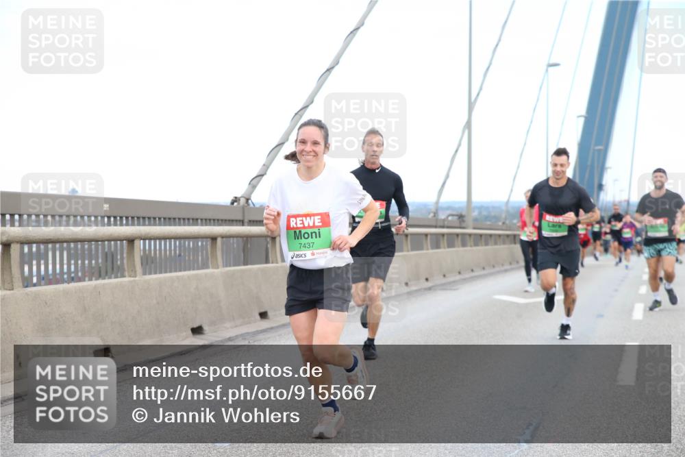 03.10.2025 - Köhlbrandbrückenlauf Jannik Wohlers http://msf.ph/oto/9155667 03.10.2025 15:25:35 Position 1 7437 meine-sportfotos.de