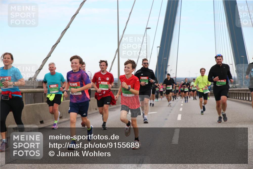 03.10.2025 - Köhlbrandbrückenlauf Jannik Wohlers http://msf.ph/oto/9155689 03.10.2025 15:25:44 Position 1 8981, 3 meine-sportfotos.de