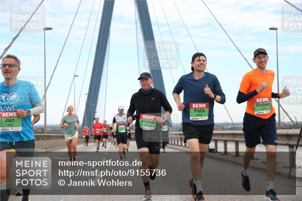 03.10.2025 - Köhlbrandbrückenlauf Jannik Wohlers http://msf.ph/oto/9155736 03.10.2025 15:25:59 Position 1 7283, 8802, 8803, 8805 meine-sportfotos.de