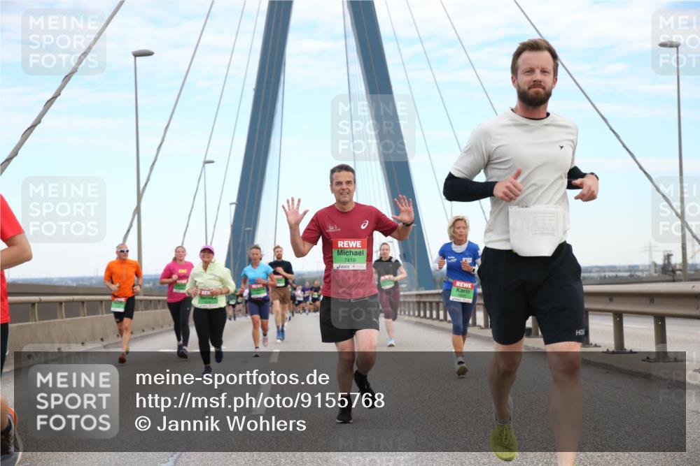 03.10.2025 - Köhlbrandbrückenlauf Jannik Wohlers http://msf.ph/oto/9155768 03.10.2025 15:26:07 Position 1 7419 meine-sportfotos.de