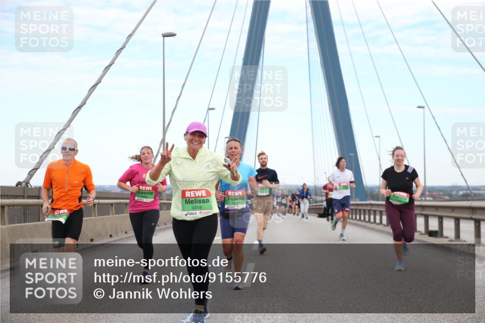 03.10.2025 - Köhlbrandbrückenlauf Jannik Wohlers http://msf.ph/oto/9155776 03.10.2025 15:26:10 Position 1 9218, 7447 meine-sportfotos.de