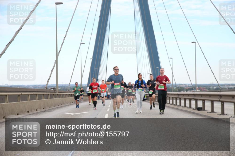 03.10.2025 - Köhlbrandbrückenlauf Jannik Wohlers http://msf.ph/oto/9155797 03.10.2025 15:26:15 Position 1  meine-sportfotos.de