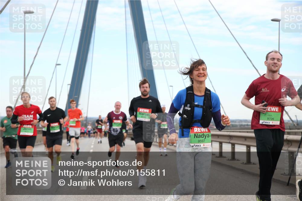 03.10.2025 - Köhlbrandbrückenlauf Jannik Wohlers http://msf.ph/oto/9155811 03.10.2025 15:26:19 Position 1 9597, 9726 meine-sportfotos.de
