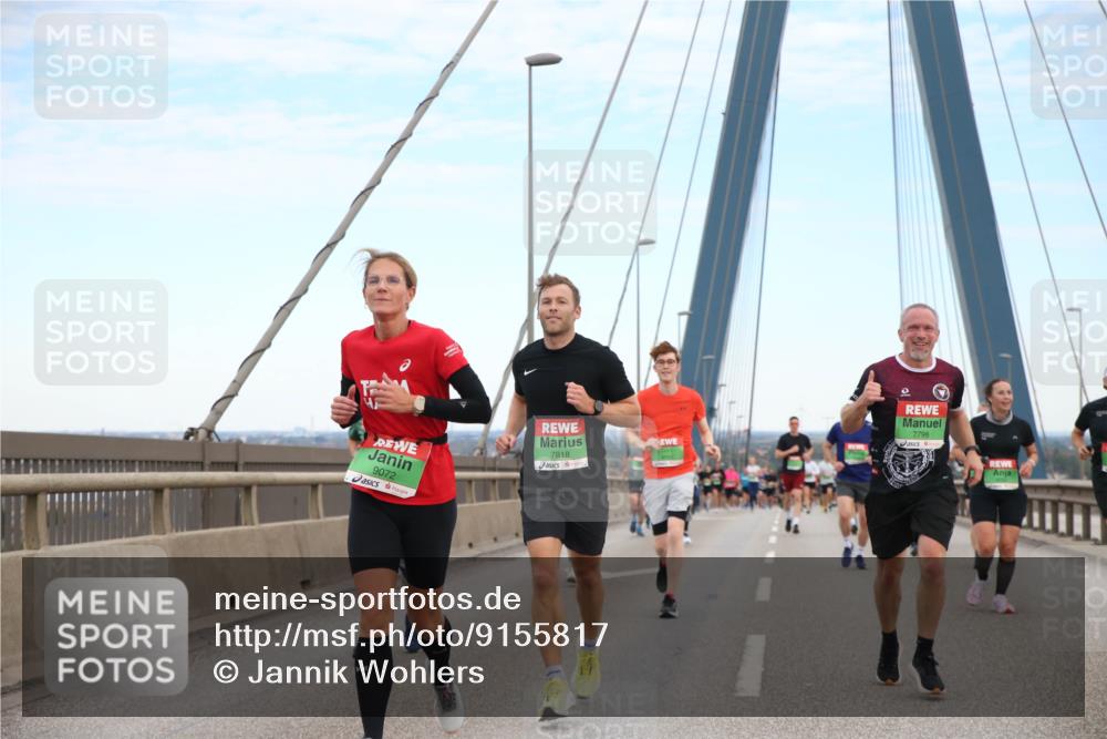 03.10.2025 - Köhlbrandbrückenlauf Jannik Wohlers http://msf.ph/oto/9155817 03.10.2025 15:26:20 Position 1 9072, 7818, 7798 meine-sportfotos.de
