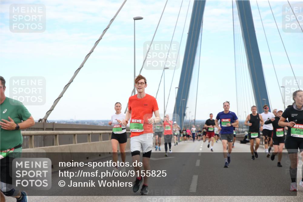 03.10.2025 - Köhlbrandbrückenlauf Jannik Wohlers http://msf.ph/oto/9155825 03.10.2025 15:26:22 Position 1 9752, 9060 meine-sportfotos.de