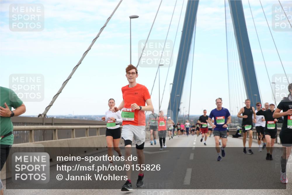 03.10.2025 - Köhlbrandbrückenlauf Jannik Wohlers http://msf.ph/oto/9155826 03.10.2025 15:26:22 Position 1 9752 meine-sportfotos.de