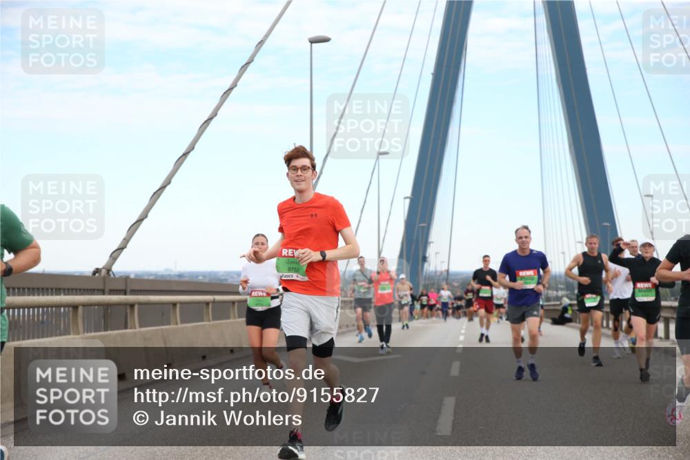 03.10.2025 - Köhlbrandbrückenlauf Jannik Wohlers http://msf.ph/oto/9155827 03.10.2025 15:26:22 Position 1 9752 meine-sportfotos.de