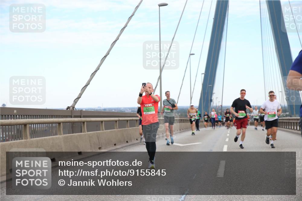 03.10.2025 - Köhlbrandbrückenlauf Jannik Wohlers http://msf.ph/oto/9155845 03.10.2025 15:26:25 Position 1  meine-sportfotos.de