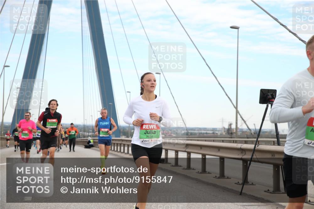 03.10.2025 - Köhlbrandbrückenlauf Jannik Wohlers http://msf.ph/oto/9155847 03.10.2025 15:26:36 Position 1 7534 meine-sportfotos.de
