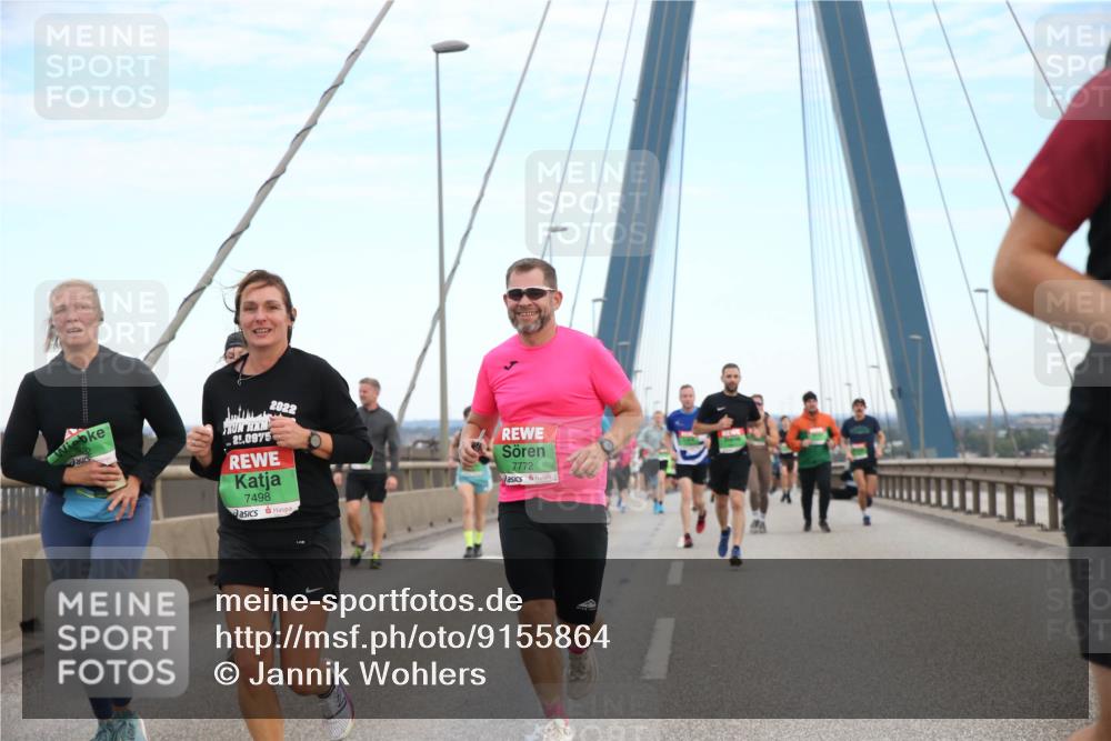 03.10.2025 - Köhlbrandbrückenlauf Jannik Wohlers http://msf.ph/oto/9155864 03.10.2025 15:26:39 Position 1 21, 0975, 2022, 7498, 7772 meine-sportfotos.de