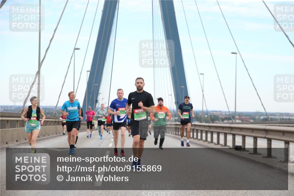 03.10.2025 - Köhlbrandbrückenlauf Jannik Wohlers http://msf.ph/oto/9155869 03.10.2025 15:26:41 Position 1 24, 7811 meine-sportfotos.de