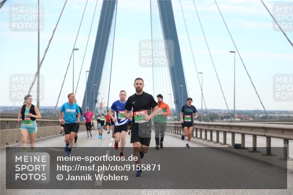 03.10.2025 - Köhlbrandbrückenlauf Jannik Wohlers http://msf.ph/oto/9155871 03.10.2025 15:26:41 Position 1 24, 7811 meine-sportfotos.de