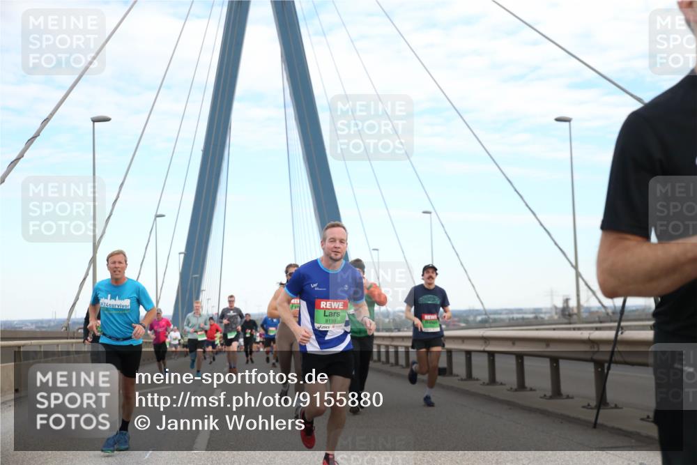 03.10.2025 - Köhlbrandbrückenlauf Jannik Wohlers http://msf.ph/oto/9155880 03.10.2025 15:26:43 Position 1 24, 8199 meine-sportfotos.de
