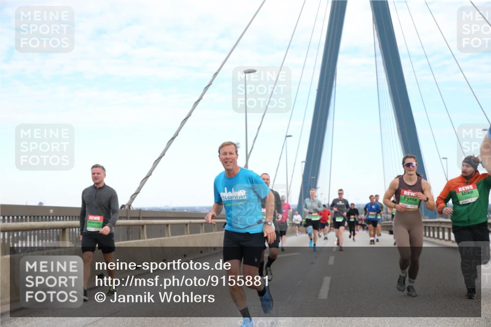 03.10.2025 - Köhlbrandbrückenlauf Jannik Wohlers http://msf.ph/oto/9155881 03.10.2025 15:26:44 Position 1 24 meine-sportfotos.de