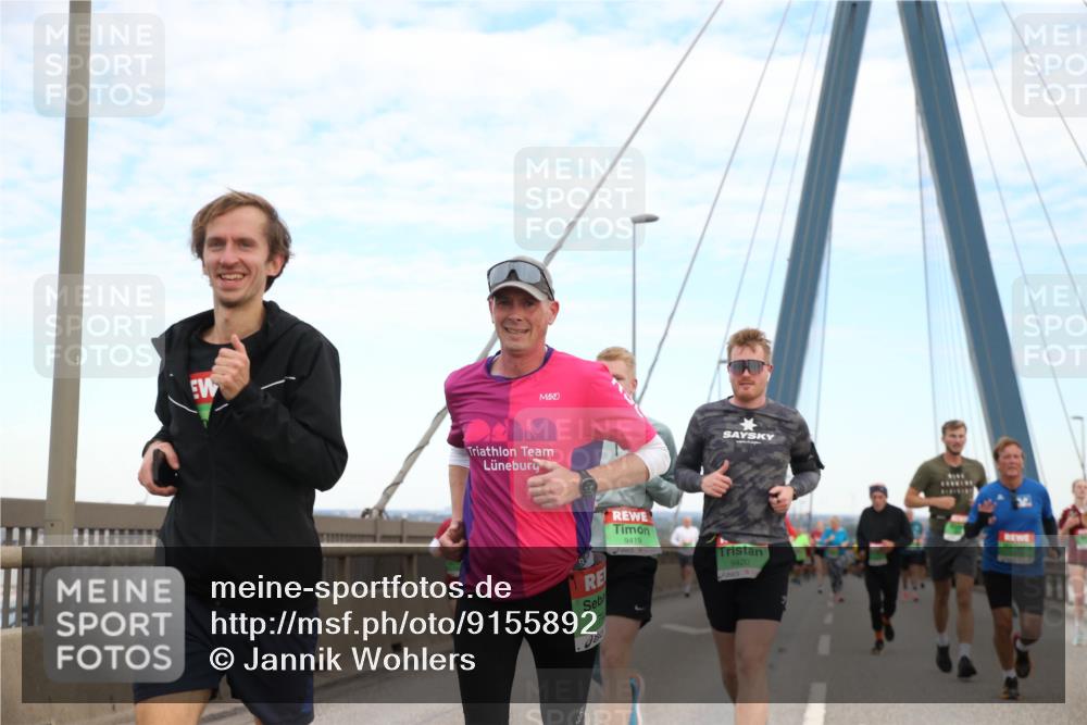 03.10.2025 - Köhlbrandbrückenlauf Jannik Wohlers http://msf.ph/oto/9155892 03.10.2025 15:26:50 Position 1 9419, 9420 meine-sportfotos.de