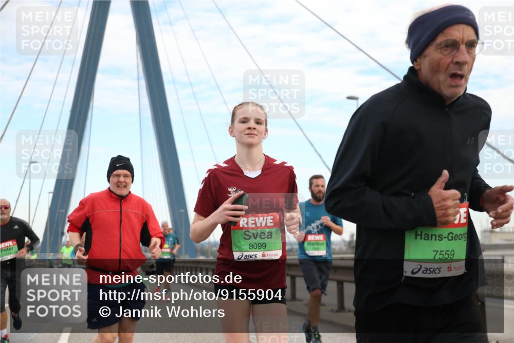 03.10.2025 - Köhlbrandbrückenlauf Jannik Wohlers http://msf.ph/oto/9155904 03.10.2025 15:26:54 Position 1 7549, 8099, 7559 meine-sportfotos.de