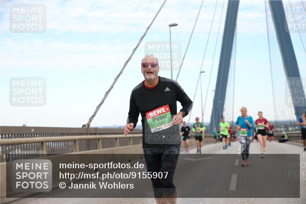 03.10.2025 - Köhlbrandbrückenlauf Jannik Wohlers http://msf.ph/oto/9155907 03.10.2025 15:26:56 Position 1 7549 meine-sportfotos.de