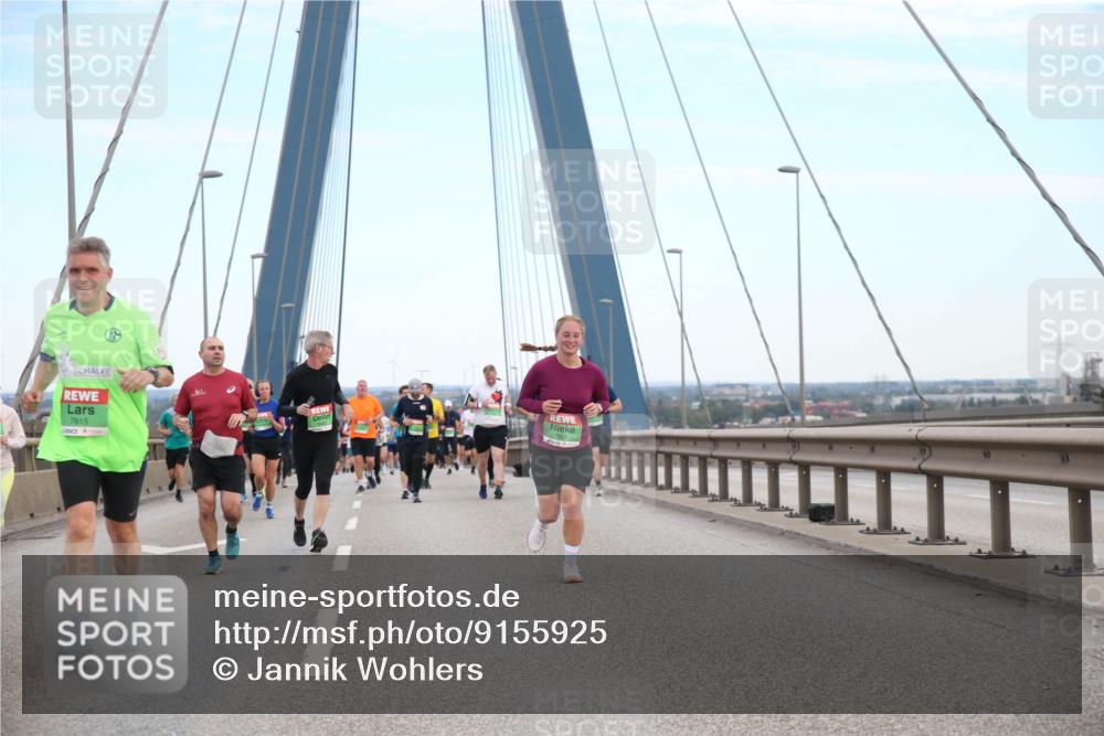 03.10.2025 - Köhlbrandbrückenlauf Jannik Wohlers http://msf.ph/oto/9155925 03.10.2025 15:27:03 Position 1 7615 meine-sportfotos.de