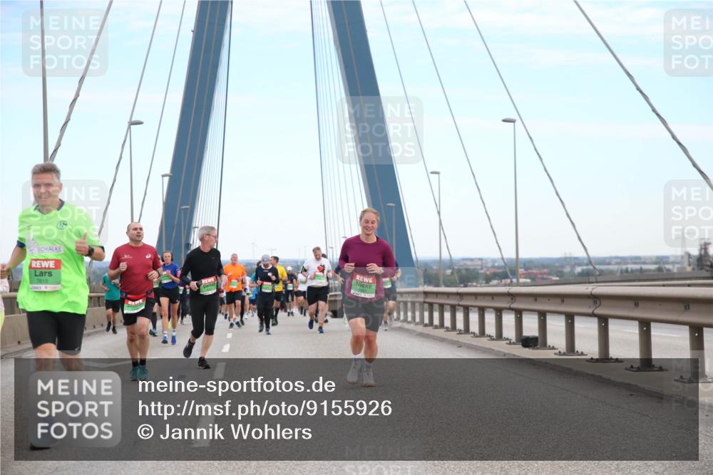 03.10.2025 - Köhlbrandbrückenlauf Jannik Wohlers http://msf.ph/oto/9155926 03.10.2025 15:27:03 Position 1 7615 meine-sportfotos.de