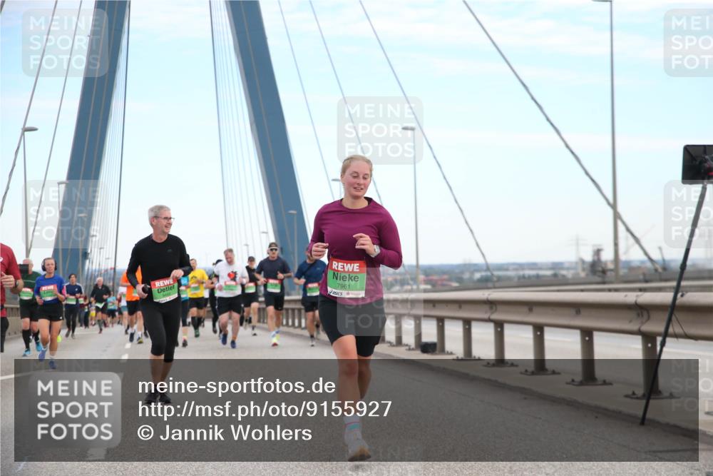 03.10.2025 - Köhlbrandbrückenlauf Jannik Wohlers http://msf.ph/oto/9155927 03.10.2025 15:27:05 Position 1 7961 meine-sportfotos.de