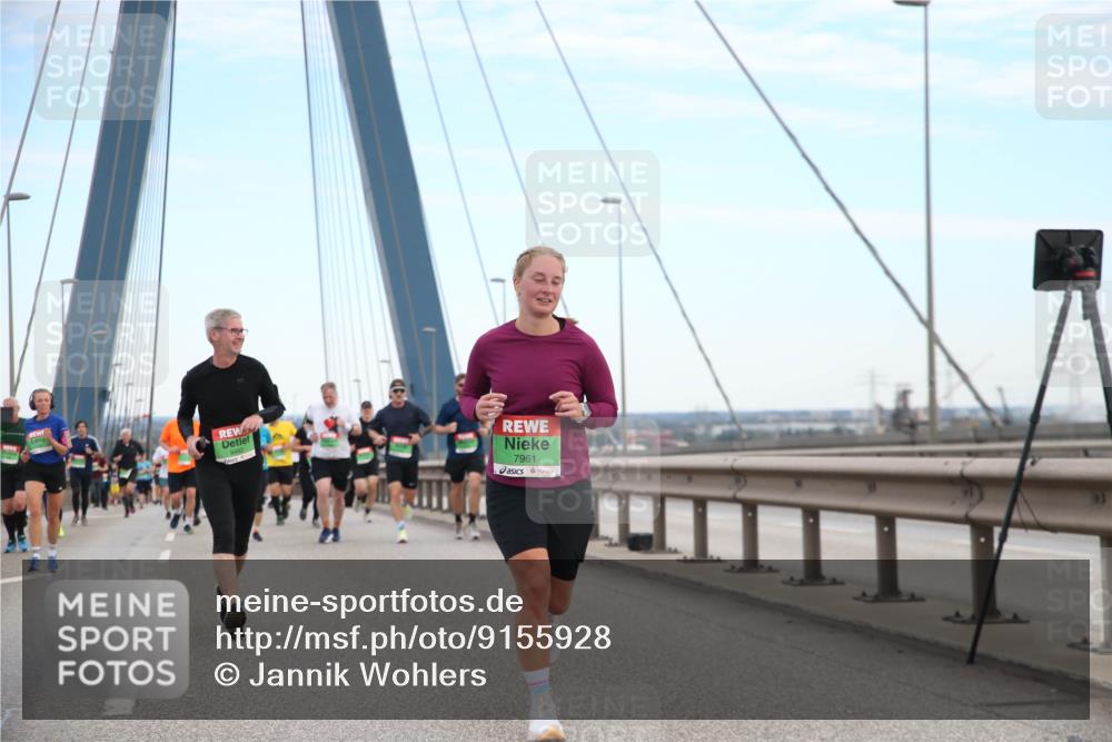 03.10.2025 - Köhlbrandbrückenlauf Jannik Wohlers http://msf.ph/oto/9155928 03.10.2025 15:27:05 Position 1 7961 meine-sportfotos.de