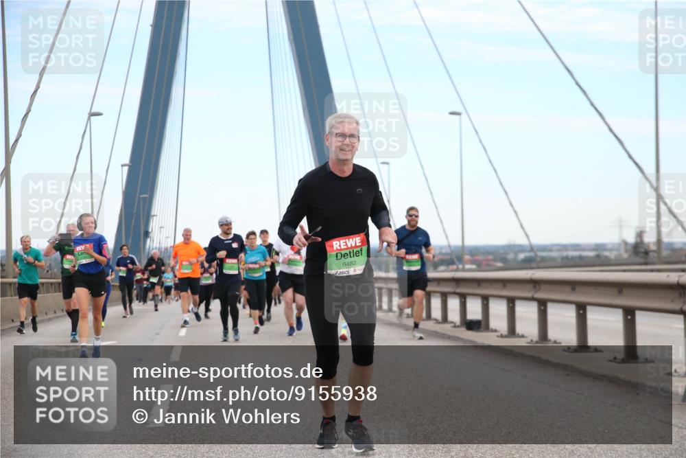 03.10.2025 - Köhlbrandbrückenlauf Jannik Wohlers http://msf.ph/oto/9155938 03.10.2025 15:27:06 Position 1 9482 meine-sportfotos.de