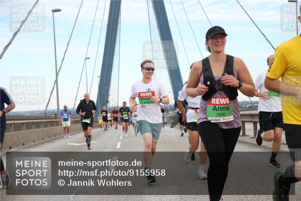 03.10.2025 - Köhlbrandbrückenlauf Jannik Wohlers http://msf.ph/oto/9155958 03.10.2025 15:27:16 Position 1 8005, 7638, 8539 meine-sportfotos.de