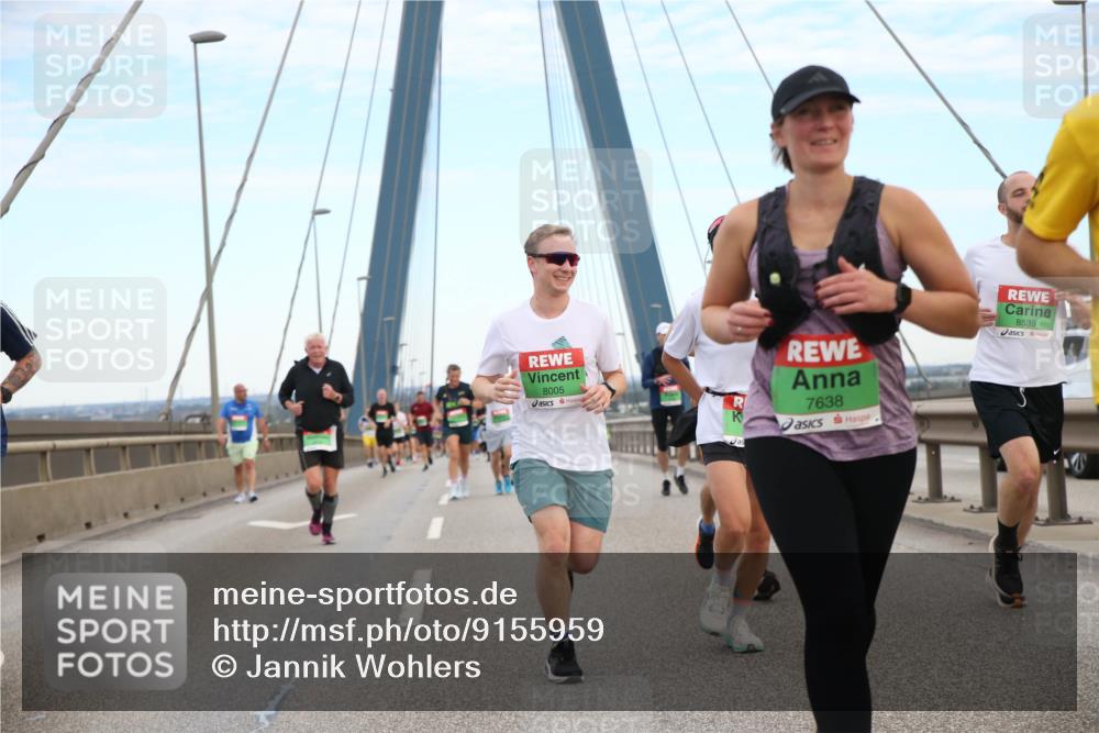 03.10.2025 - Köhlbrandbrückenlauf Jannik Wohlers http://msf.ph/oto/9155959 03.10.2025 15:27:16 Position 1 8005, 7638, 8539 meine-sportfotos.de